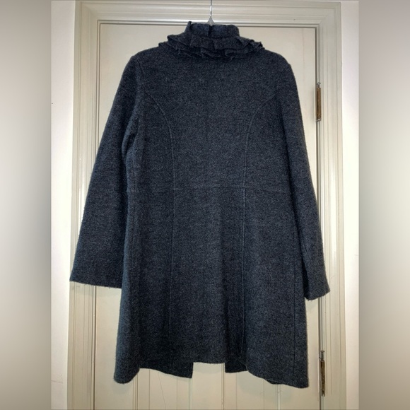 Alfani Womens Ruffle Grey Wool Long Jacket Long Sleeve Size S Button - Picture 4 of 4